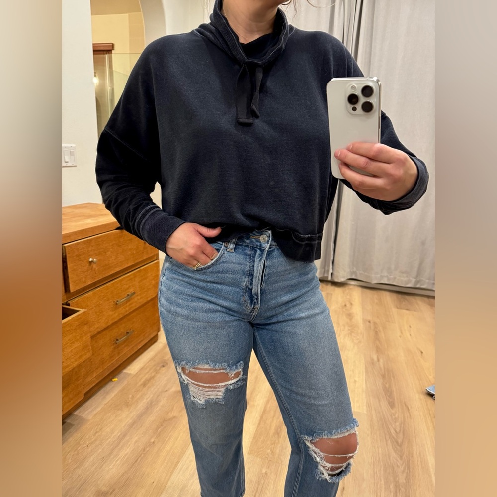 Free People Movement Black Pullover Size Medium